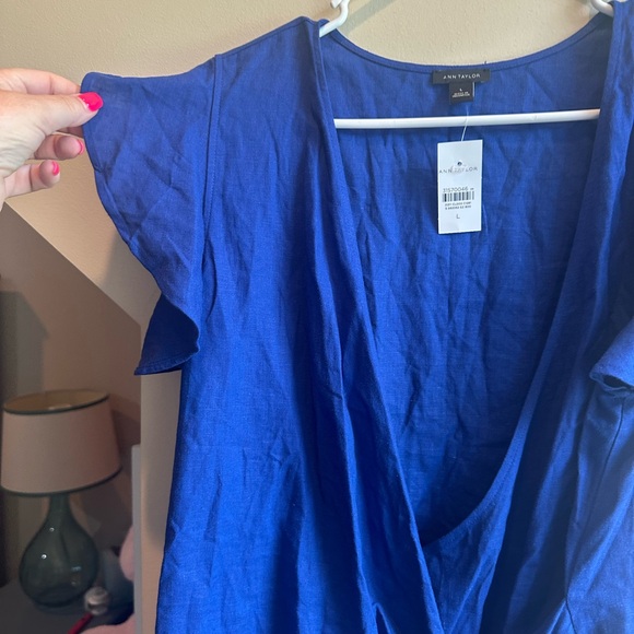 Ann Taylor Blue Ruffled Cap Sleeve Blouse - Picture 2 of 7